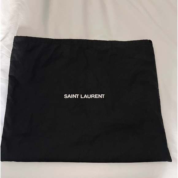 YSL Monogram Matelasse Large Loulou Shopper Bag - Picture 13 of 13